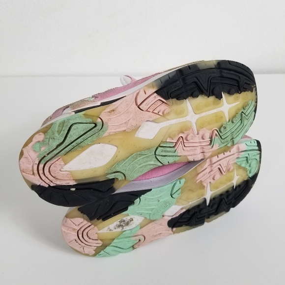 Adidas GIRLS  shoes size 13K - Picture 3 of 7